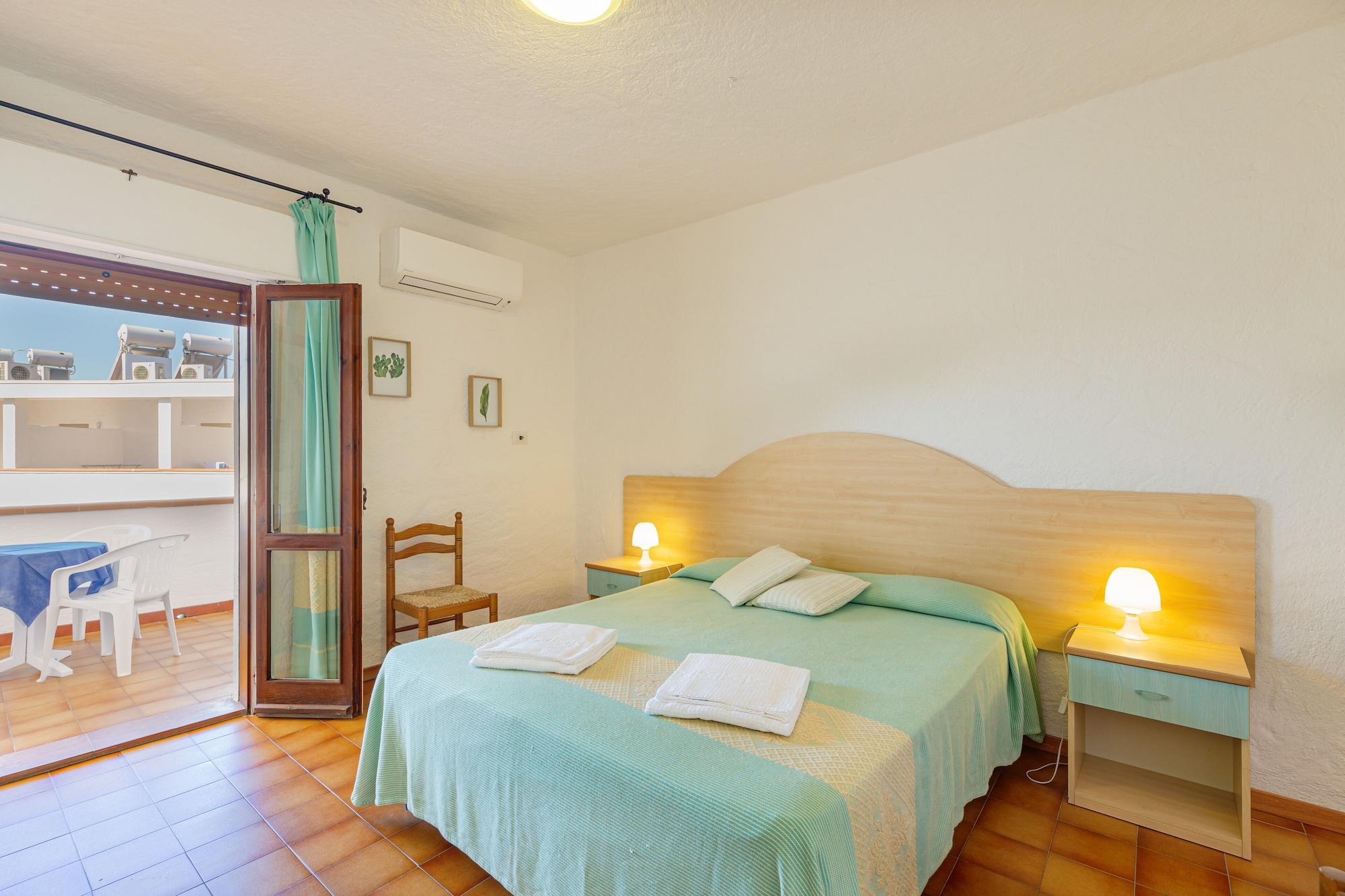 Mare Blue Hotel